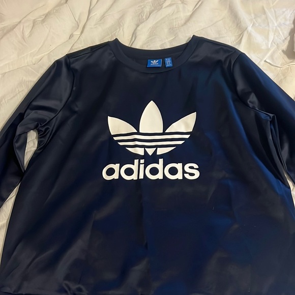 Navy Adidas crewneck - Picture 1 of 2